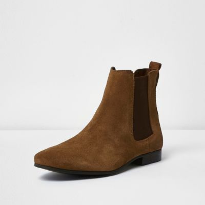 Medium brown suede Chelsea boots